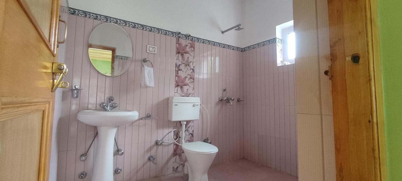 Streamlet Homestay Léh Exteriér fotografie